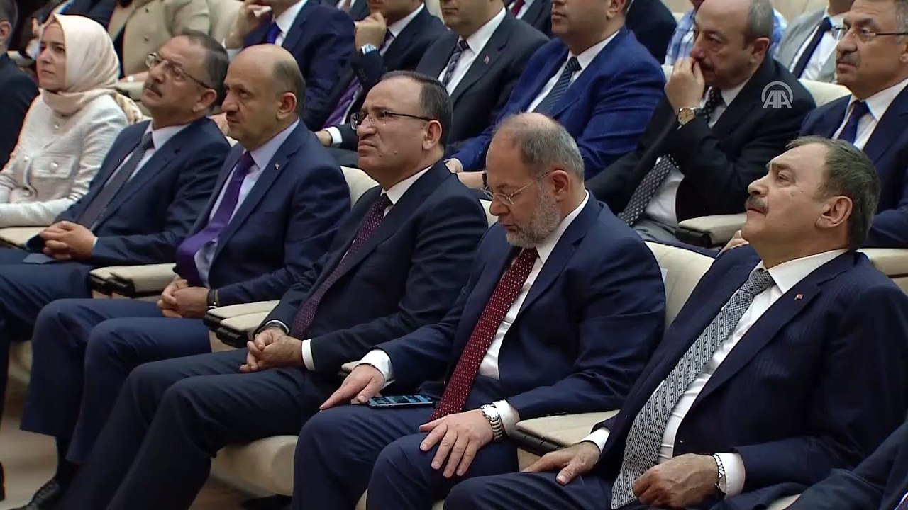 Başbakan Yıldırım: '(Yaşlılık aylığı) 266 lira olan aylığı 500 liraya çıkarıyoruz' - ANKARA