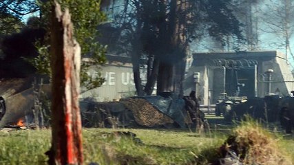 Ash vs Evil Dead S01E07 Fire in the Hole