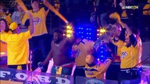 Ces supporters de Hockey ont une drôle de façon de fêter la victoire