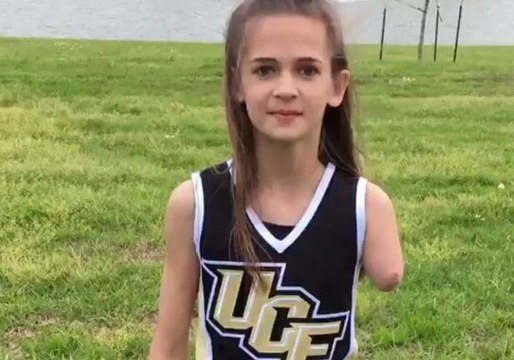 Cheerleader Pays Unique Tribute to Shaquem Griffin on NFL Draft Day