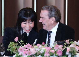 Almanya'nın Eski Başbakanı'na Nişanlısının Eski Eşinden Dava