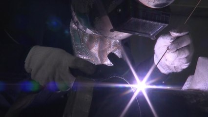 제조업 '겨울'...공장가동률 9년 만에 최저 / YTN