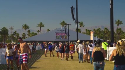 sic Den + Brett Young | Stagecoach 2018