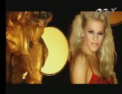 Desislava - Regeton i malko chalga