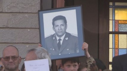 Cientos de personas despiden al dictador boliviano Luis García Meza