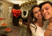 Mesut Özil'den Amine Gülşe'ye Doğum Günü Sürprizi