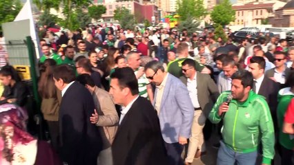 Bursasporlu bir grup taraftar umreye uğurlandı - BURSA