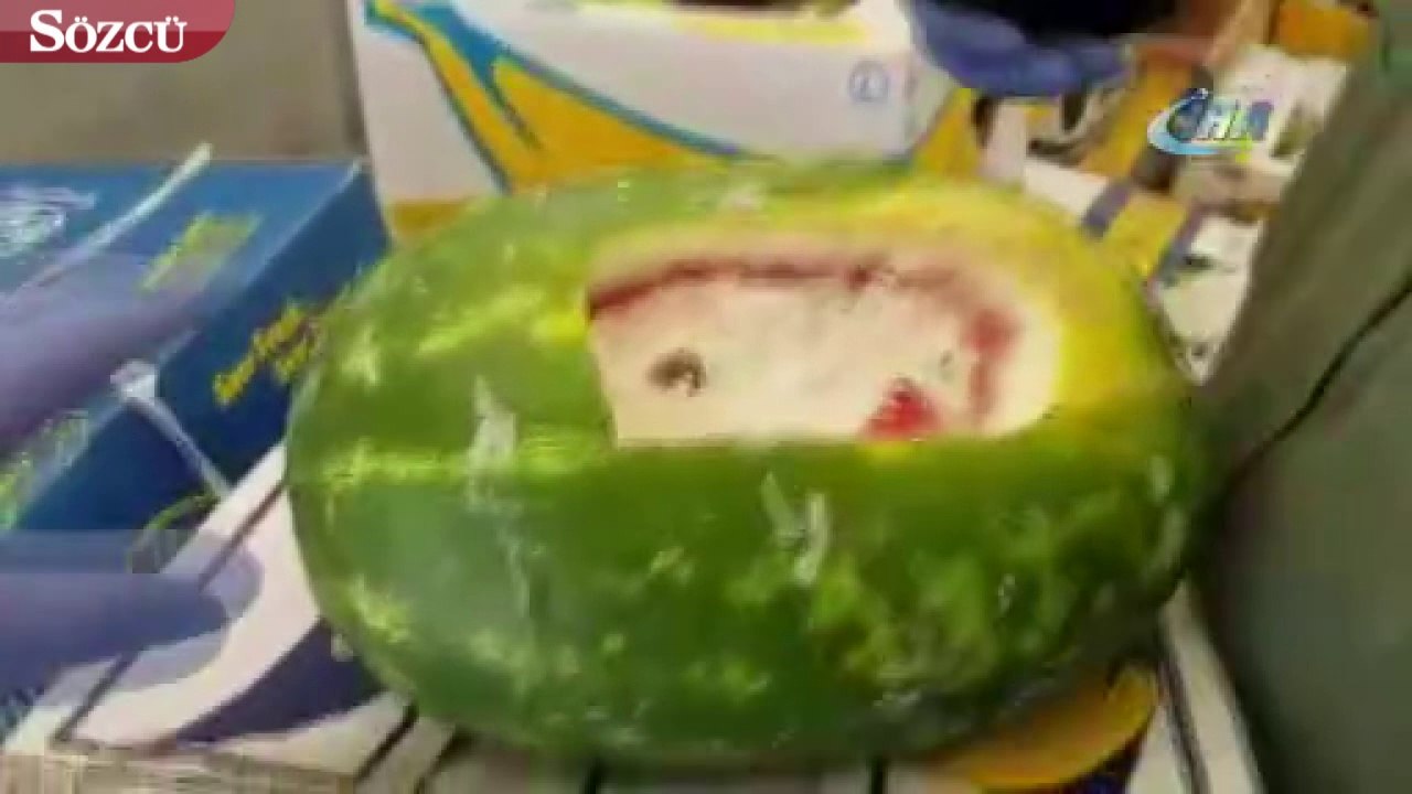 Kesmece karpuzdan kilo kilo eroin çıktı
