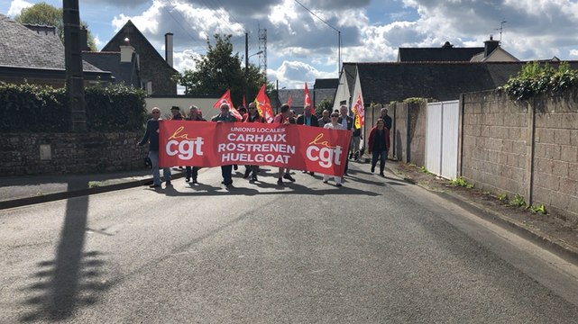 Une centaine de manifestants pour le 1er mai
