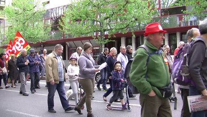 D!CI TV : Gap : un défilé du 1er mai sous le signe de la "convergence des luttes"