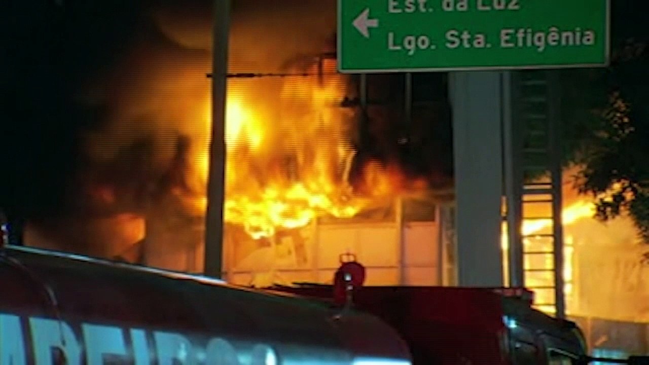 Brazil Fire: One person killed in huge blaze
