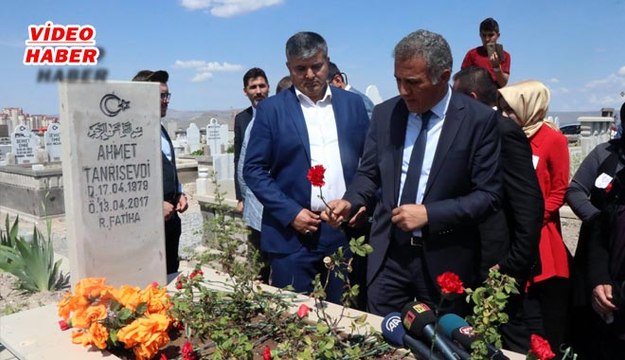 (1 Mayıs 2018) TÜM-İŞ KONFEDERASYONU GENEL BAŞKANI ŞAHİN, “İŞÇİNİN BAYRAMI HAKKINI ALDIĞI GÜN OLACAKTIR”