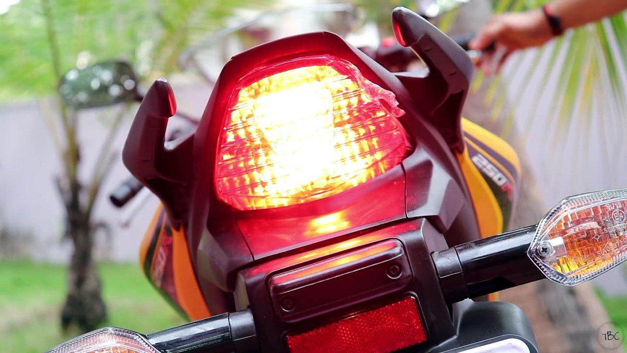2018 Honda CBR250R Walk-around ¦ Exhaust Note