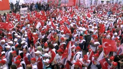 1 Mayıs kutlamaları Kocaeli’de coşkuyla başladı