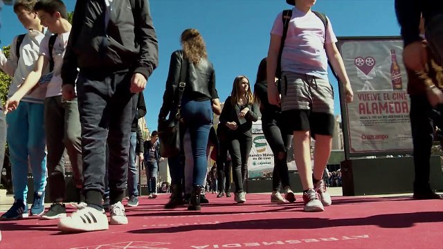 Tráiler película Akemarropa , dirigida por F.J. Arranz y protagonizada por Elena Martínez, Paul Lapidus, Val Koff, Antonio Molero, David Reymonde, Eduardo Duro, Angel Rielo, Ana Gómez y Javier Rojas.