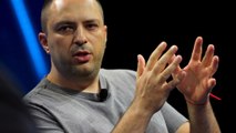 Whatsapp: Jan Koum sbatte la porta e se ne va