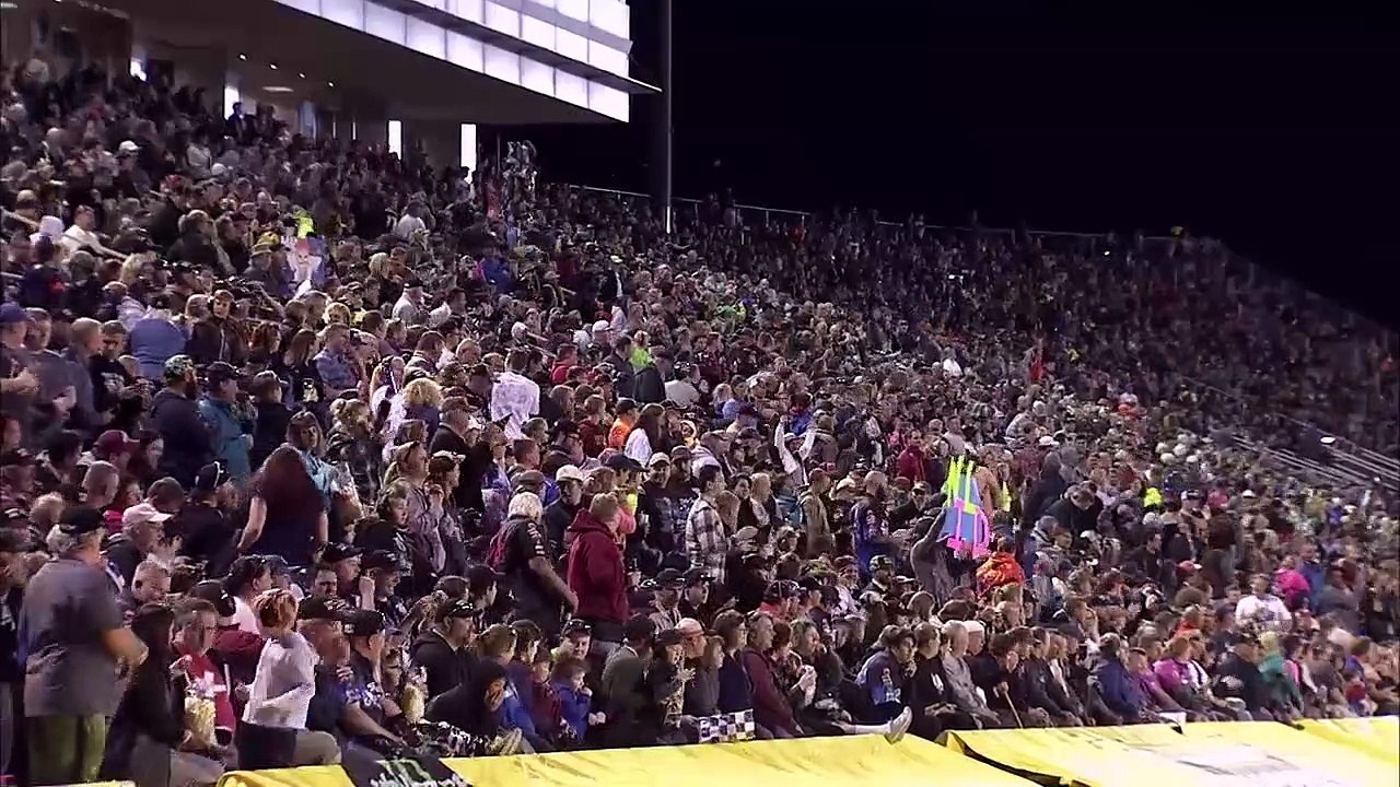 Frontflip en monstertruck