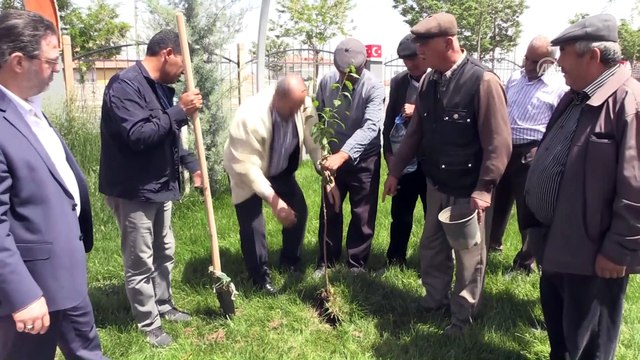 Halisdemir anısına fidanlar toprakla buluşturuldu - NİĞDE