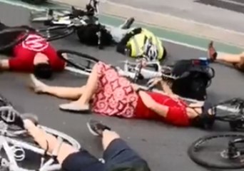 'Die-in' Staged in Protest of Road Safety for Brisbane Cyclists
