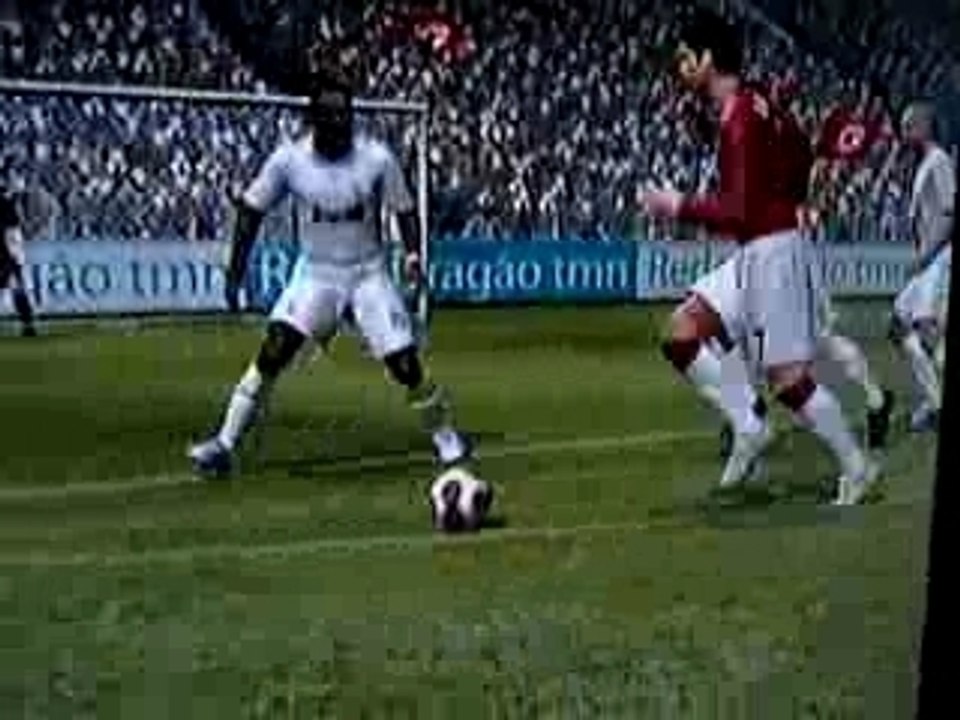 PES 2008 C.Ronaldo virgule puis but !