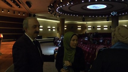 Donmak üzereyken bulunan Afganlı kız, üniversiteyi ikincilikle bitirdi