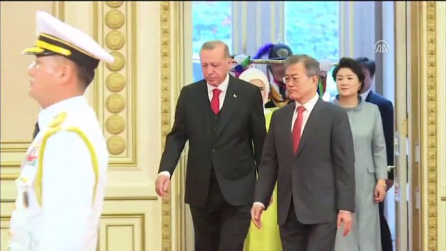 Güney Kore Cumhurbaşkanı Moon'dan, İstiklal Marşı sırasında asker selamı - SEUL