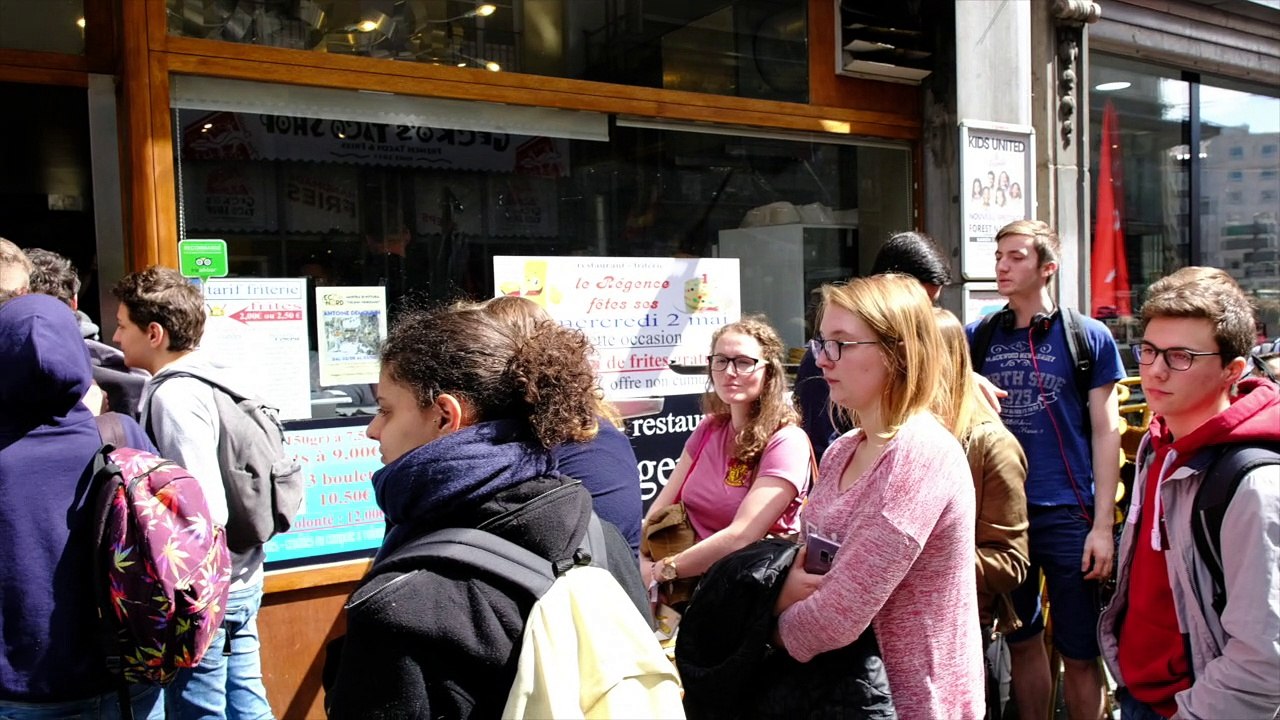 Liège frites gratuites friterie régence