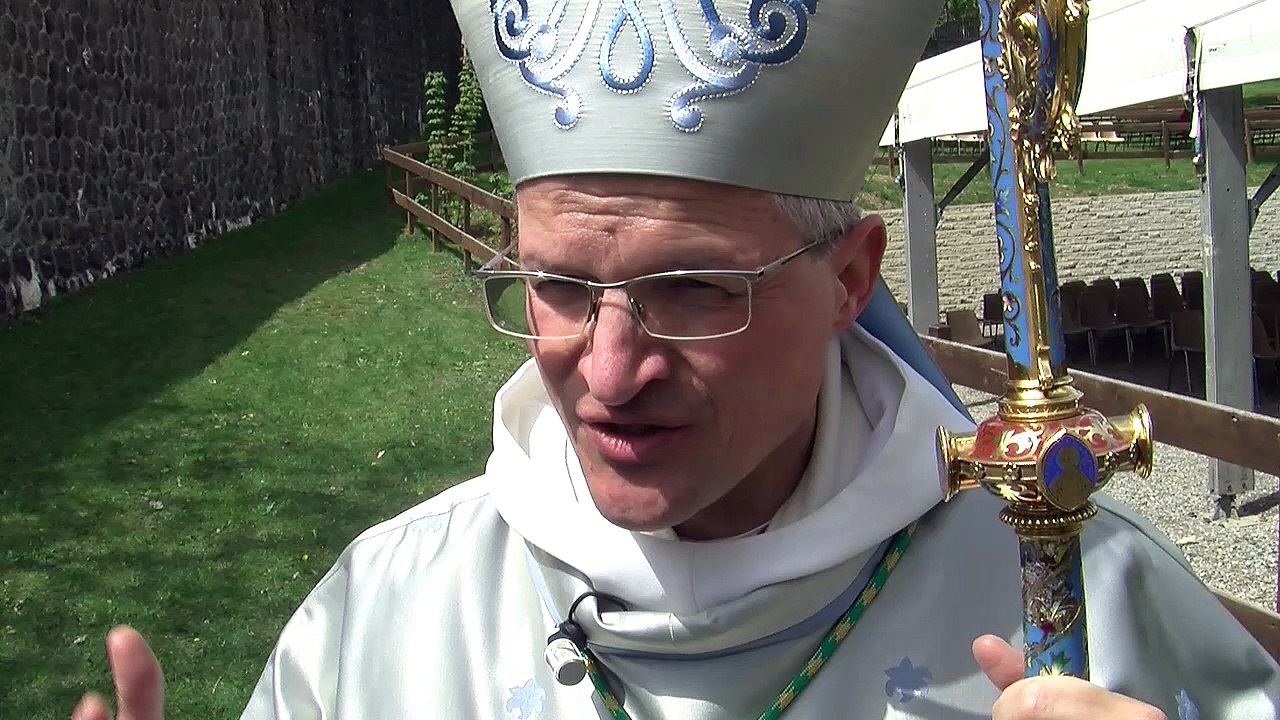 D!CI TV : Hautes-Alpes/migrants :"Aidez nous au lieu de nous compliquer la tâche", Xavier Malle, évêque de Gap et Embrun