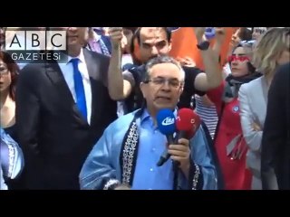 Öğretim görevlisi isyan etti Hayatında bir kitap bile okumamış bir insanın