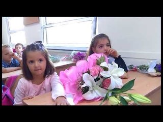 Ora News - Tiranë, 2 gjimnaze dhe 33 shkolla 9-vjeçare mësojnë me turne