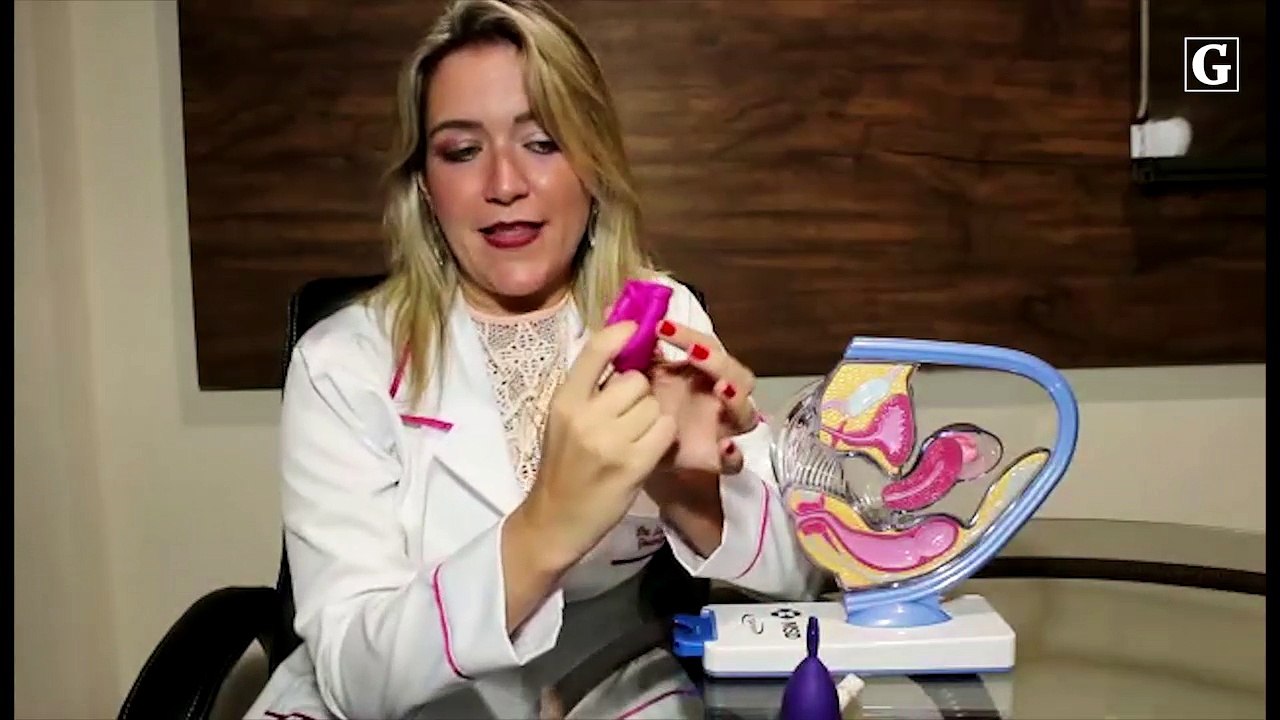 Ginecologista mostra como utilizar o coletor menstrual