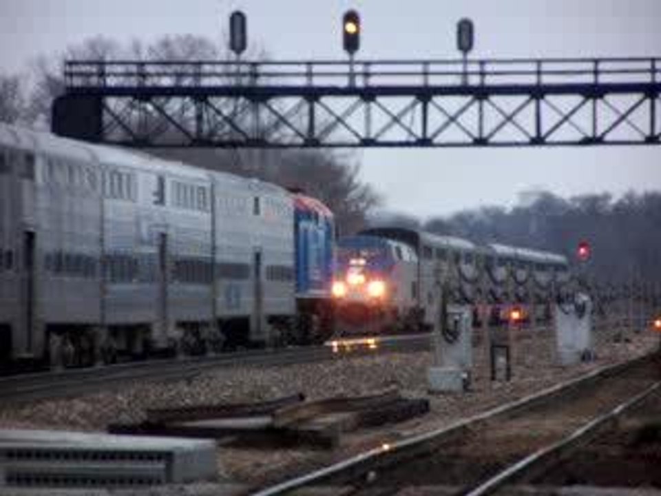 Metra Heritage Corridor meets Amtrak 22