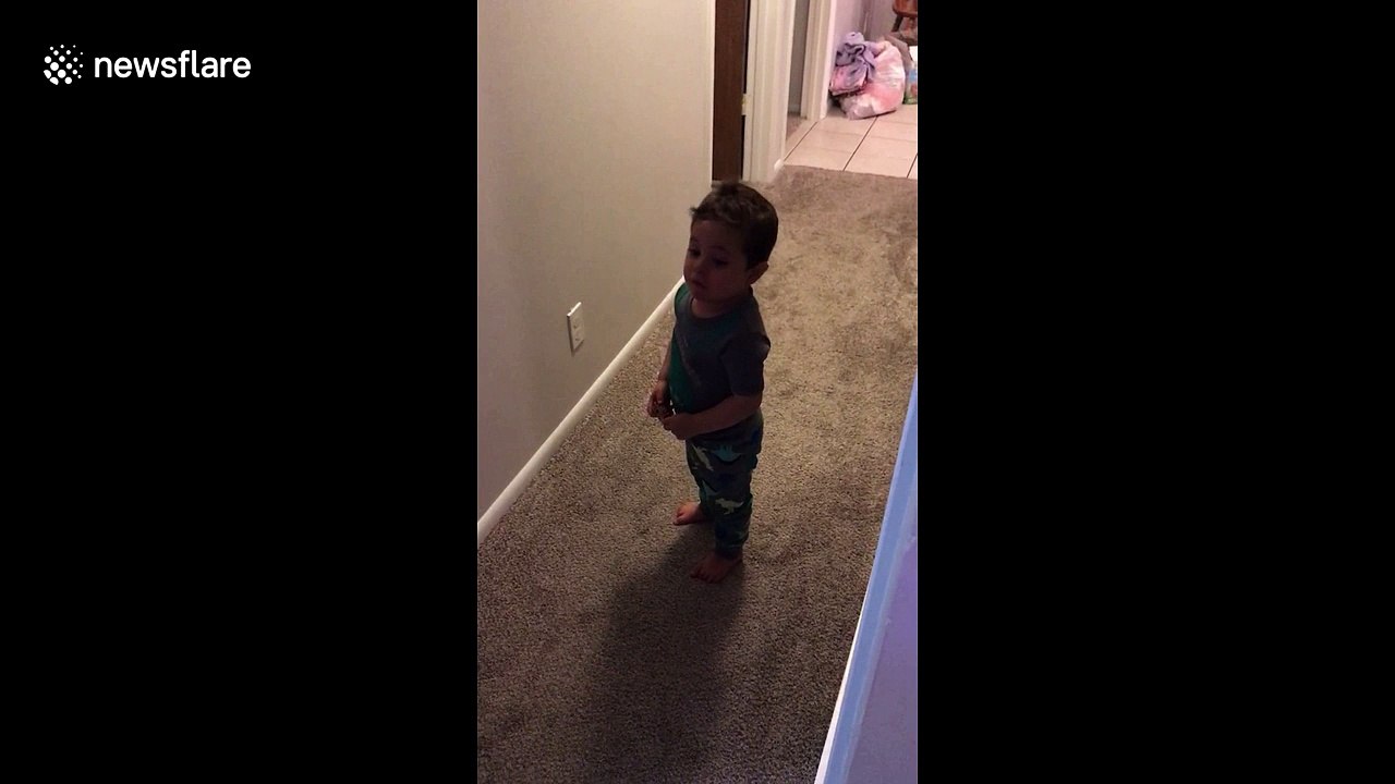 Adorable toddler thinks family's smoke detector is Amazon Alexa