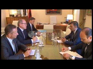 Ora News – Sejko takon drejtorin e bashkëpunimit Ekonomik të Zvicrës