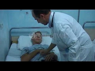 Ora News - Durrës, helmohen në një restorant 15 turistë nga Kosova