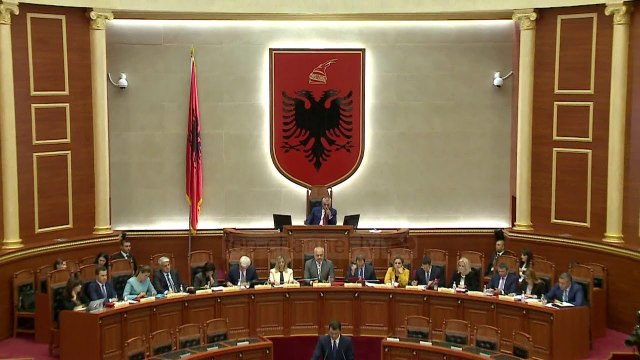 Nisma e Ramës për heqjen e medaljeve, Enver Hoxhës - Top Channel Albania - News - Lajme