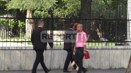 Report TV - Raportuesi për Shqipërinë në PE Fleckenstein në Tiranë, takon Metën