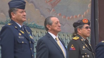 Jarrín promete fortalecer la defensa nacional como titular del ministerio ecuatoriano