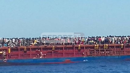 Report TV - Report Tv foto ekskluzive, anija shqiptare në Libi me klandestinë