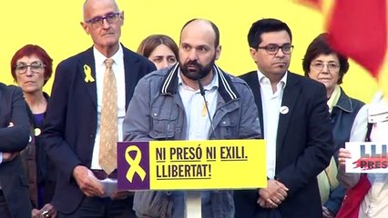 Intervencions de Marcel Mauri (Òmnium), Pep Cruanyes; Beta Forn, Alfred Bosch (ERC); Xavier Trias (PDECat), el president del parlament, Roger Torrent