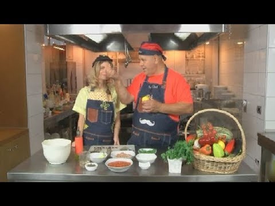 Receta juaj me shef Titin, "Pyzyli me kapri dhe ton"