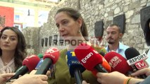 Report TV  - Ministrja e Kulturës Kumbaro viziton vendvarrimin e Skënderbeut