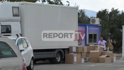 Report TV - Ndalohet kamioni me drogë në Portin e Vlorës, pranga shoferit