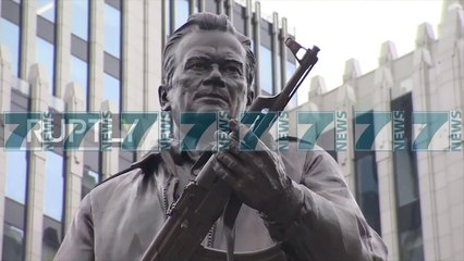 RUSIA NDERON ME NJE MONUMENT MIKHAIL KALLASHNIKOV - News, Lajme - Kanali 10