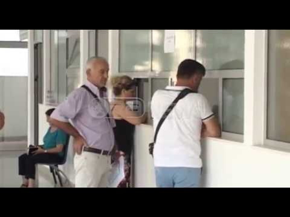 Ora News - Tre muaj pa rroga, fushata elektorale penalizon punonjësit bashkiakë