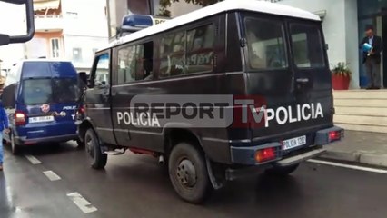 Report TV - Sulmi ndaj policisë në Elbasan aksion i madh nga forcat speciale
