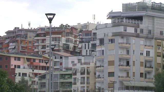 Mori 250 mijë euro përmes mashtrimit - Top Channel Albania - News - Lajme