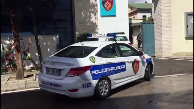 Incidenti me policinë, forcat speciale pushtojnë Elbasanin - Top Channel Albania - News - Lajme