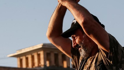 Ermenistan'da muhalif lider protestolara bir gün ara istedi