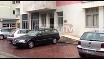 Report TV - Lezhë,digjet në mesnatë makina e kryetarit të bashkisë Frrokaj